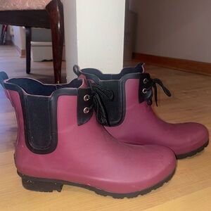 Chelsea Lace Matte Roma Rain Boots
